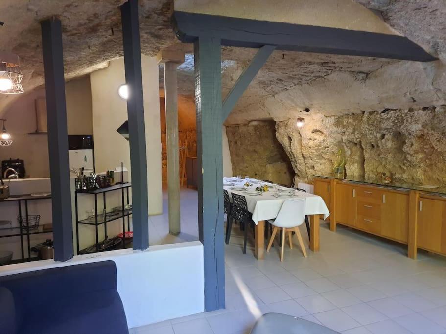 Maison Troglodytique Doue La Fontaine Kültér fotó