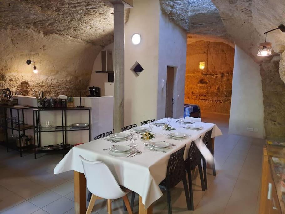 Maison Troglodytique Doue La Fontaine Kültér fotó