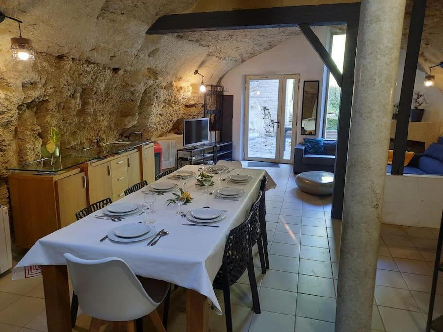 Maison Troglodytique Doue La Fontaine Kültér fotó